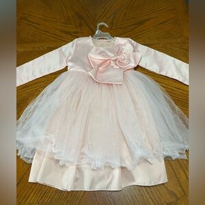 Elegant Pink Tulle Dress with Bow